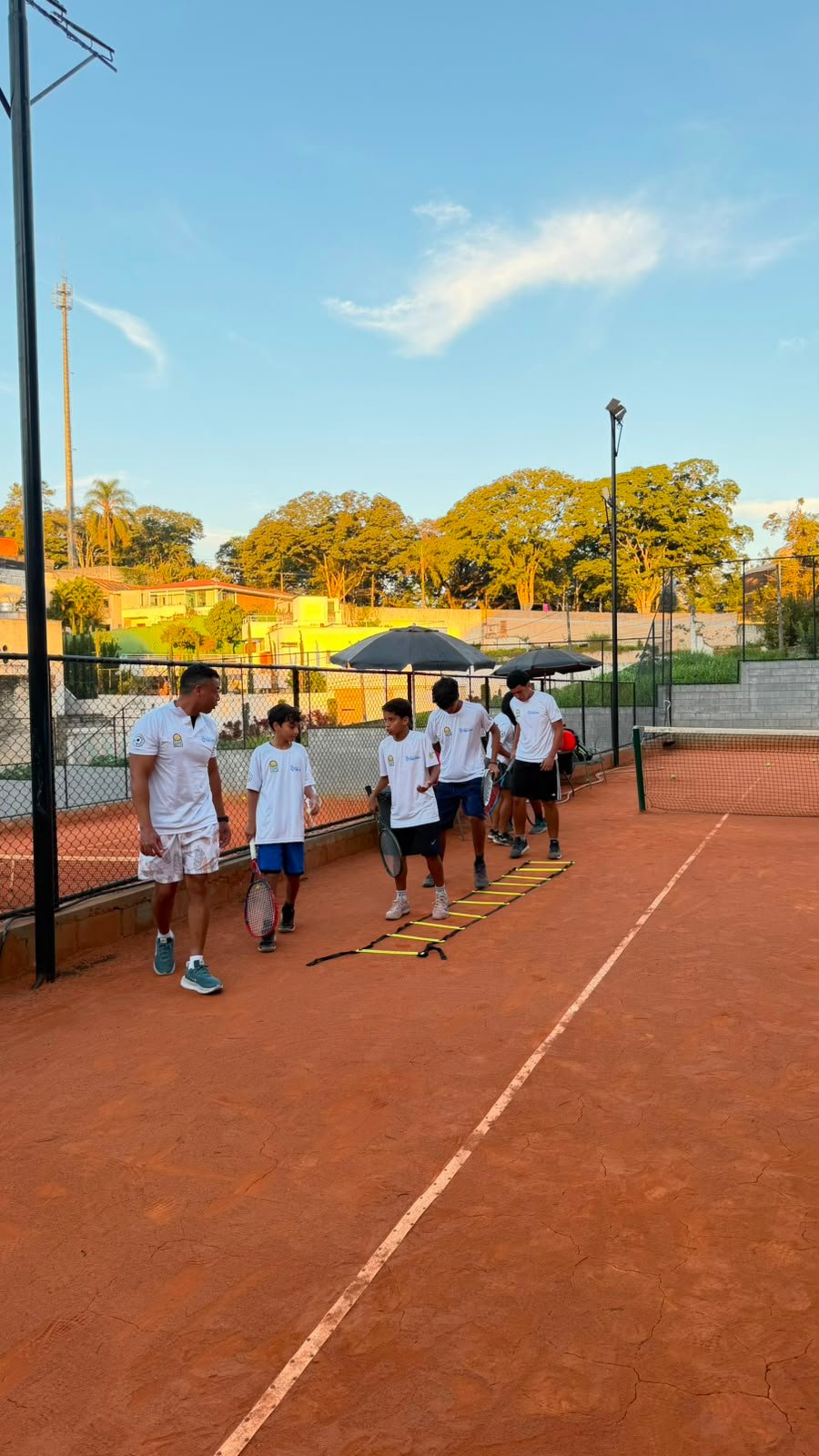 Quadra de tênis do Instituto Mais Mãos
